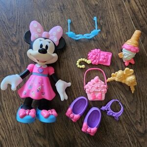Minnie mouse doll